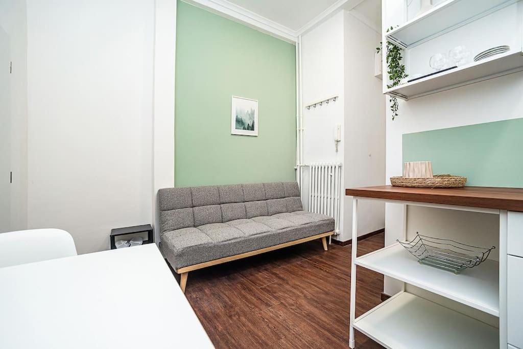 Cozy Old Town Stay - 1-Bedroom Apartment プラハ エクステリア 写真