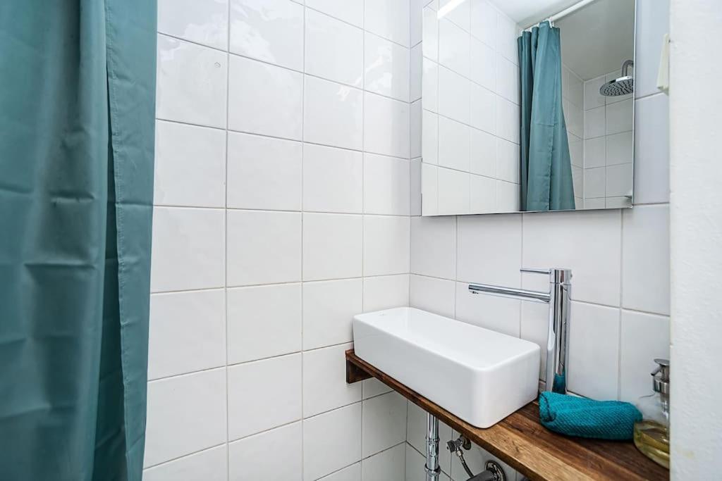 Cozy Old Town Stay - 1-Bedroom Apartment プラハ エクステリア 写真